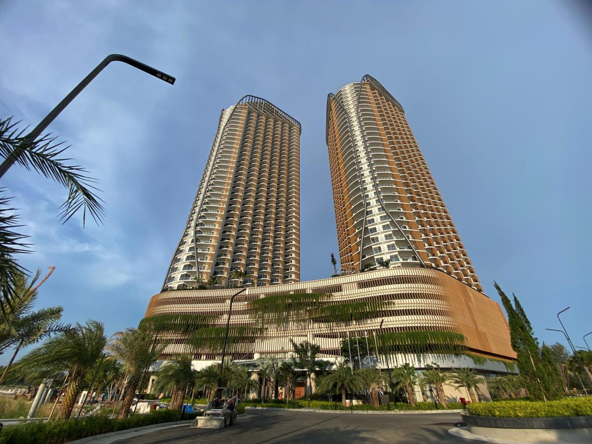 Birkin International Hotel Malacca Exterior photo